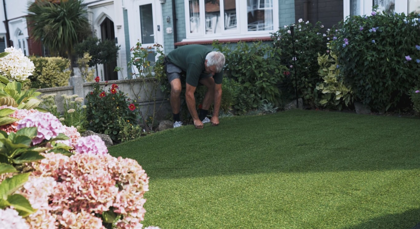 Commercial artificial grass installation in Des Plaines, IL